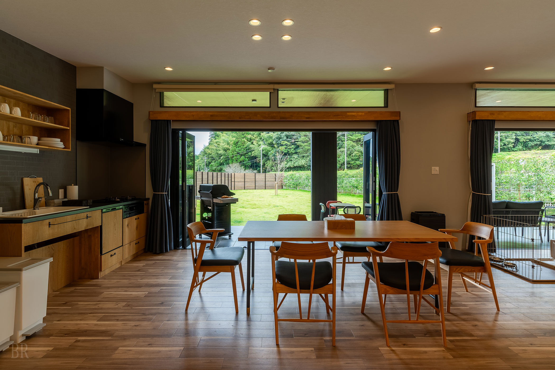 ドッグヴィラ広島リビング